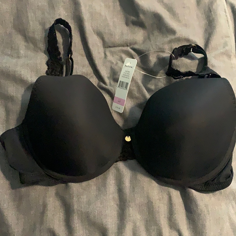 Brand new Natori black bra with lace straps